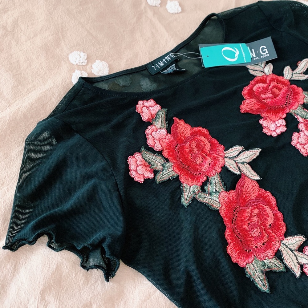 Mesh Rose Top - Picture 2 of 3